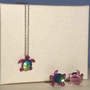 Clip on metallic turtle set